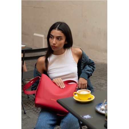 Frontale borsa Oli in pelle sostenibile, capiente ed elegante